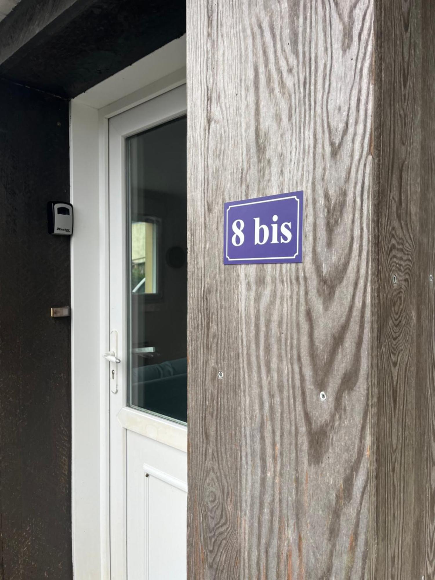 Bulle Apartment Saint-Martin-des-Champs (Finistere)